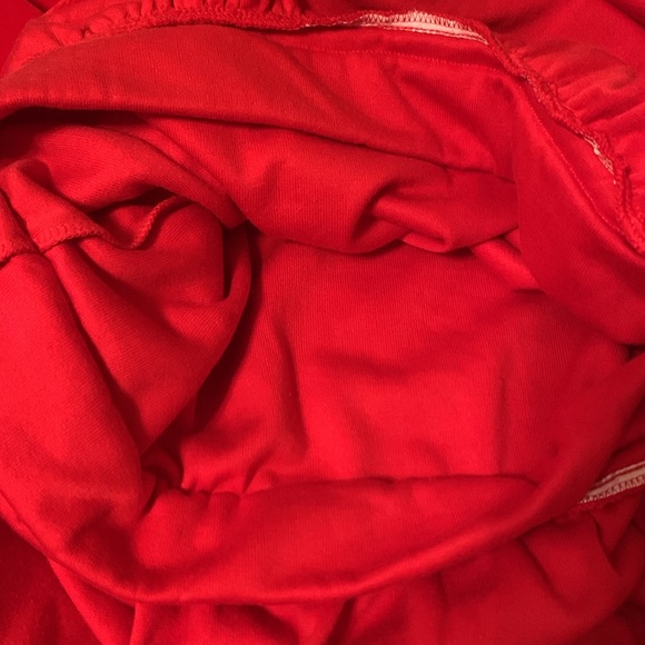 Trifles NWT Holiday Red Velvet Popover Dress, Unstructured Fit, Scoop neckline - Picture 6 of 7